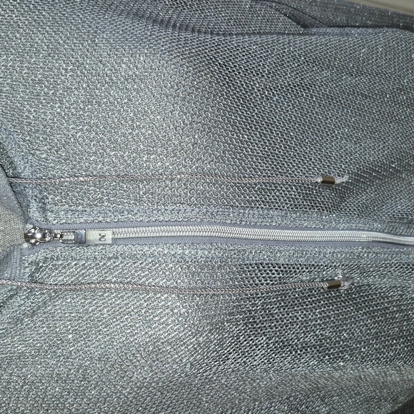 Peter Nygard Gray Mesh Sweater With Bling - Picture 2 of 7